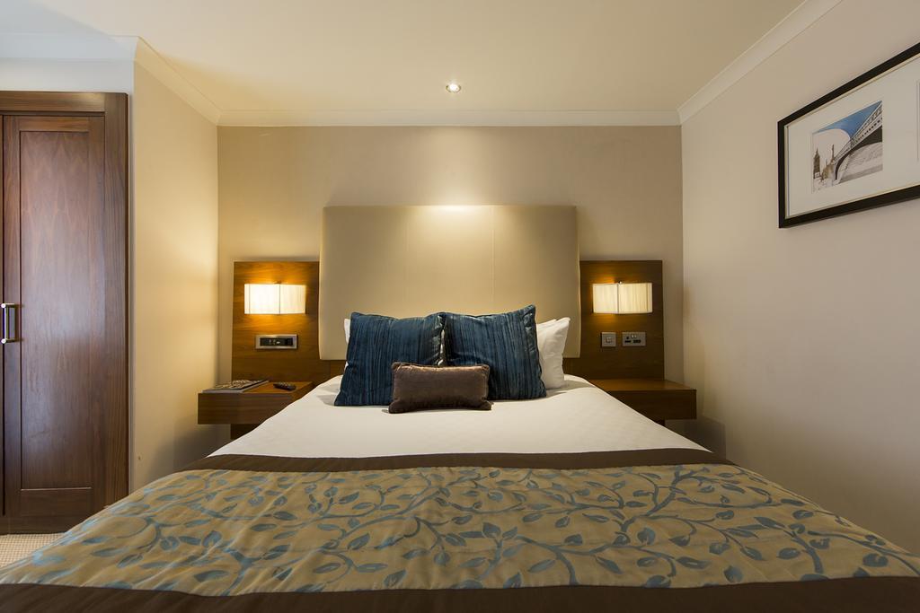 Thistle London Piccadilly Esterno foto